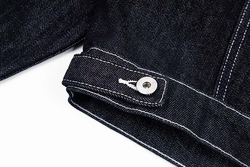 DAXUEN Oversized denim jacket with embroidery and pockets