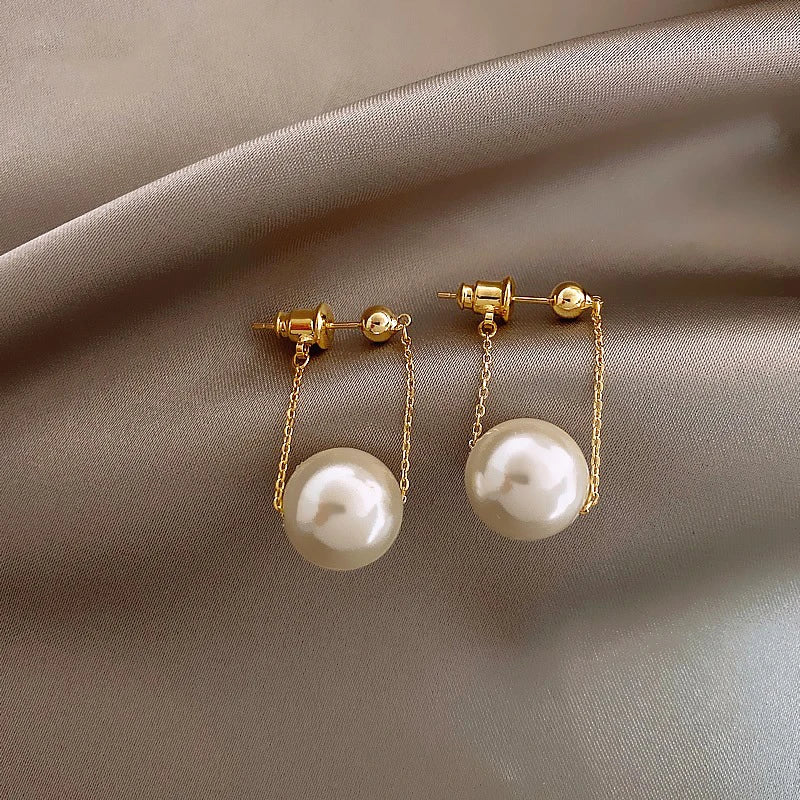 Elegant Small Pearl Pendant Dangle Earring