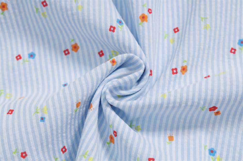 DAXUEN Relaxed-fit short-sleeved floral print button-up shirt