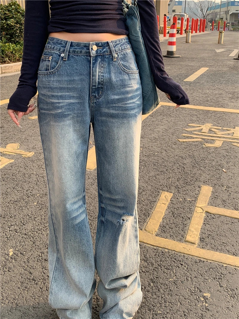 Comfortable Washed Low Rise Flared Jeans