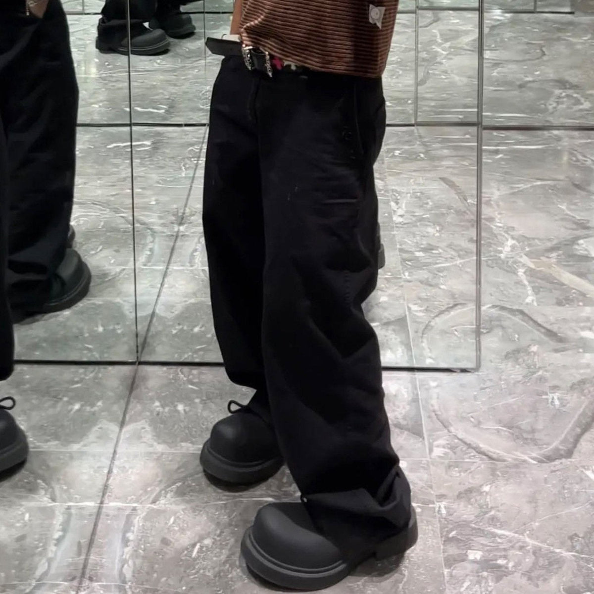 Baggy Black Straight Pants
