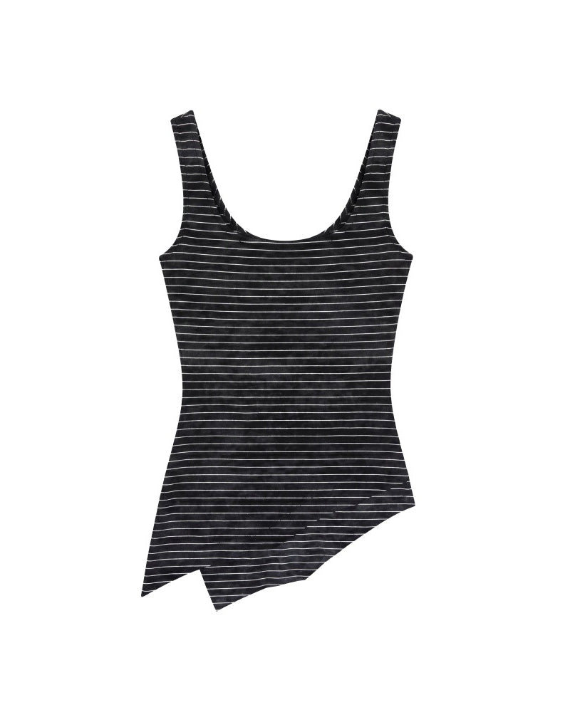 Fitted Asymmetrical Hem Tank Top