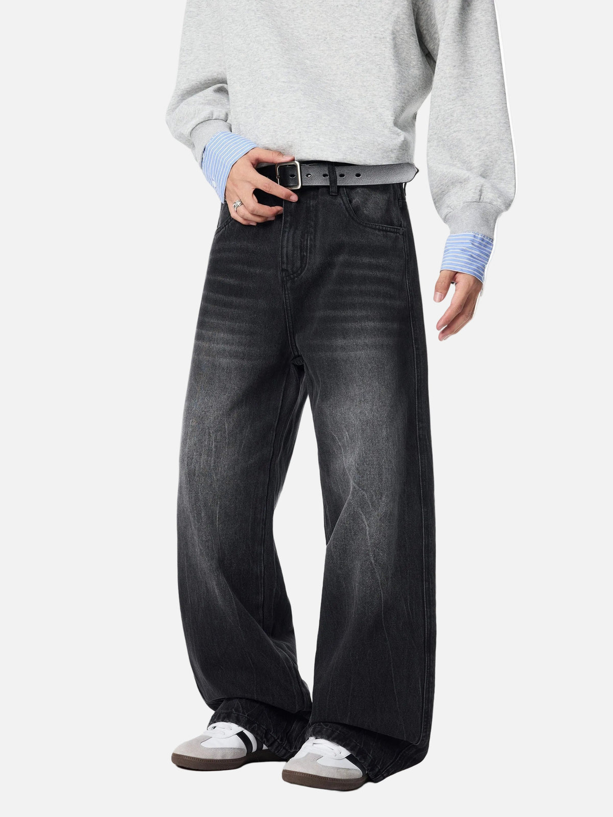 Cleanfit Whiskers Wide Leg Washed Jeans