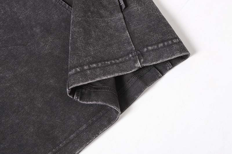 DAXUEN Relaxed-fit mock neck t-shirt with textured panel