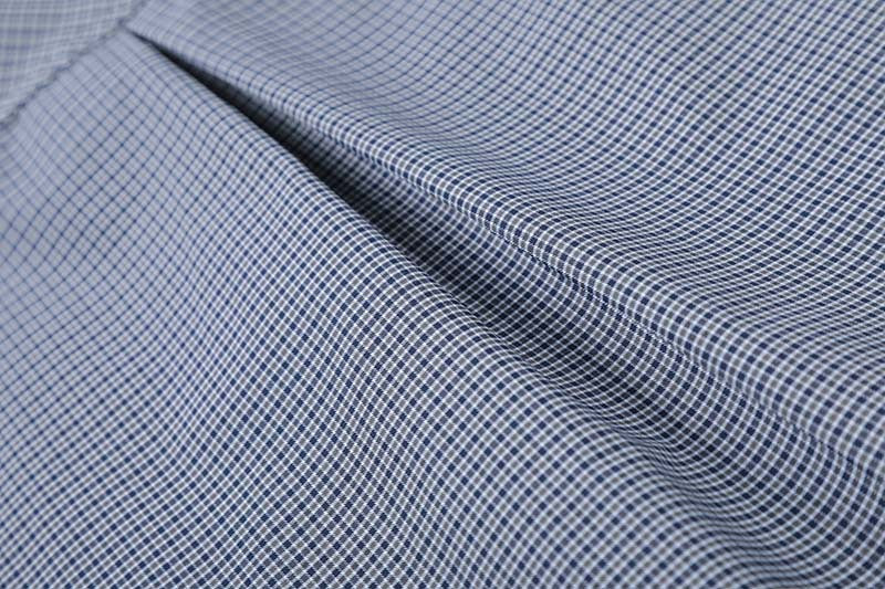 DAXUEN Short-sleeved blue and white check button-up shirt