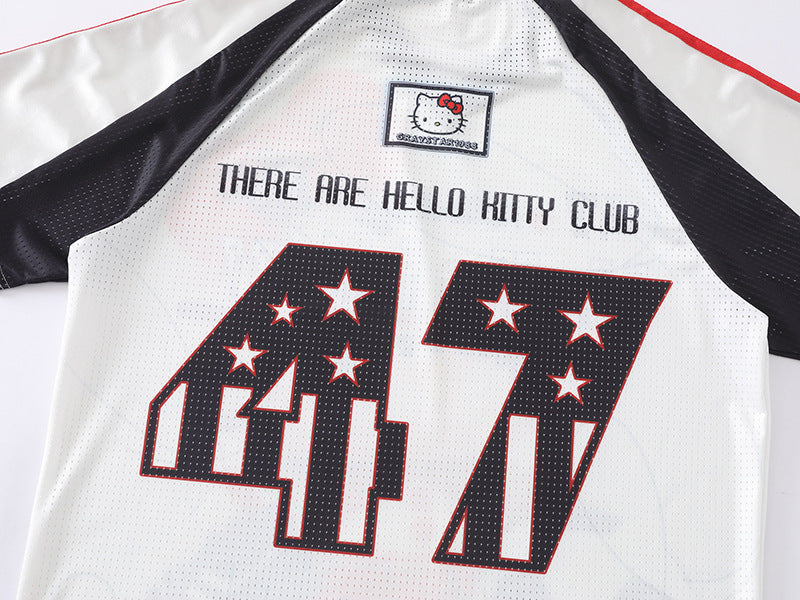 DAXUEN Hello Kitty football-themed V-neck T-shirt