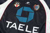 DAXUEN Retro V-neck soccer jersey with contrasting panels