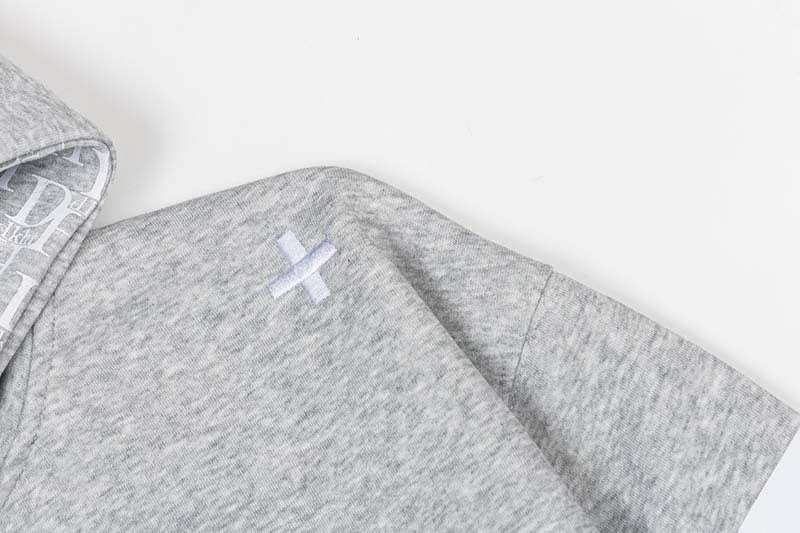 DAXUEN Full-zip hooded sweatshirt with graphic details