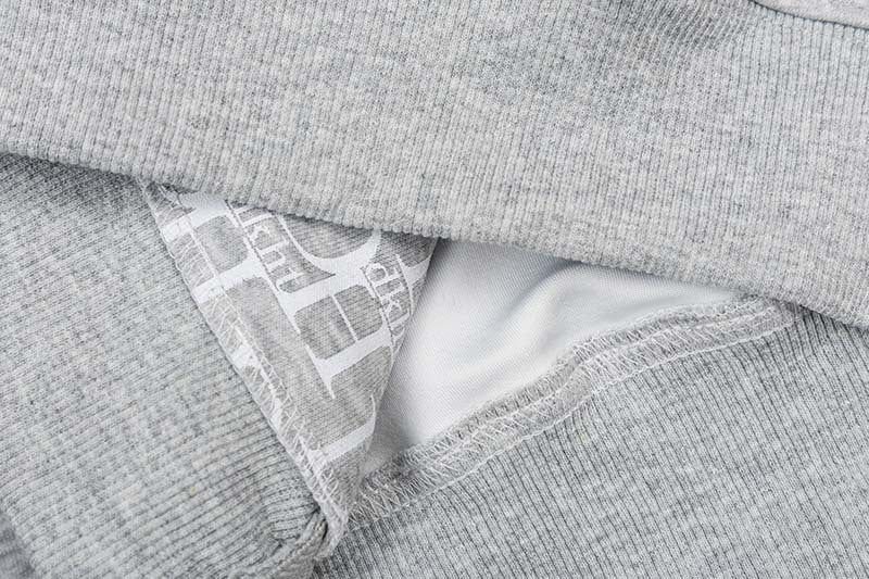 DAXUEN Full-zip hooded sweatshirt with graphic details
