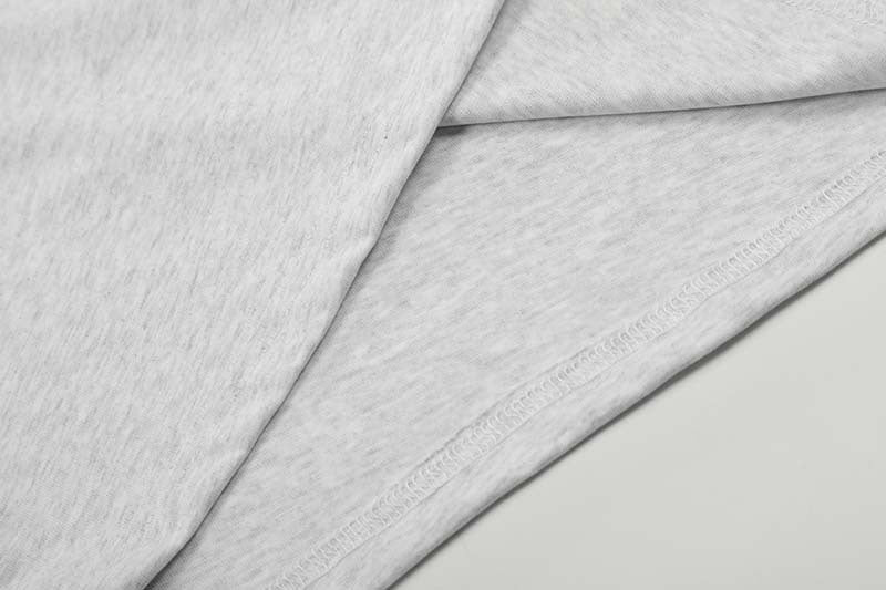 DAXUEN Crew neck graphic T-shirt with abstract flag print