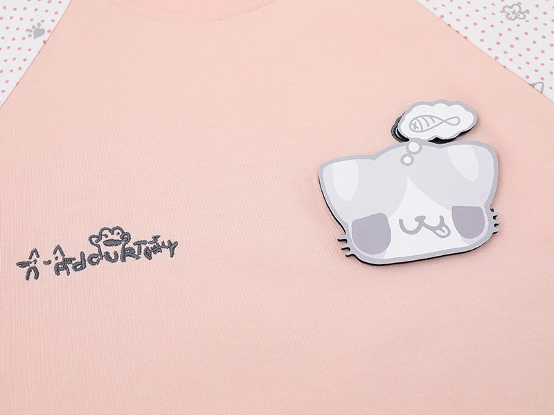 DAXUEN Oversized T-shirt with cat graphic and polka dot sleeves