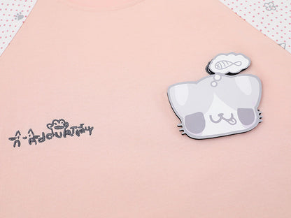 DAXUEN Oversized T-shirt with cat graphic and polka dot sleeves