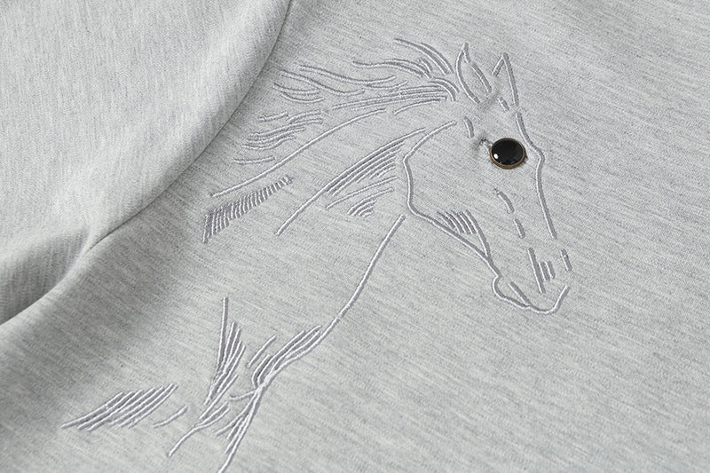 DAXUEN Short-sleeved crew-neck T-shirt with horse head embroidery