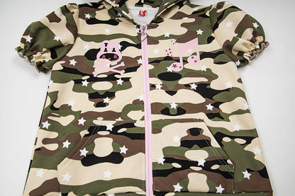 DAXUEN Full-zip hooded camouflage jacket with pink accents