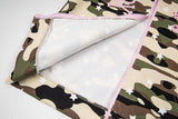 DAXUEN Full-zip hooded camouflage jacket with pink accents