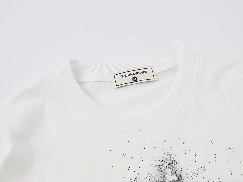 Oversized short-sleeved t-shirt with glitch graphic