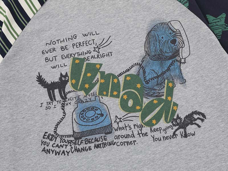 Graphic raglan t-shirt with dog and cat design