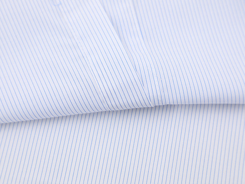 Casual short-sleeved button-up shirt with embroidery