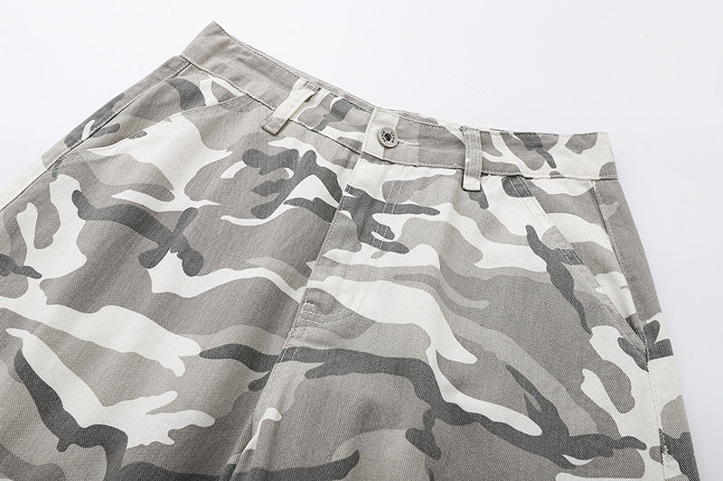 Camouflage wide-leg cargo pants