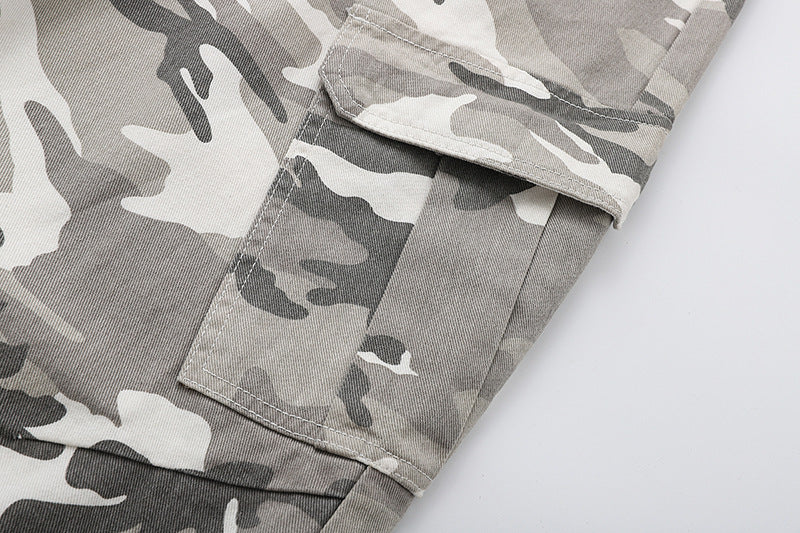 Camouflage wide-leg cargo pants