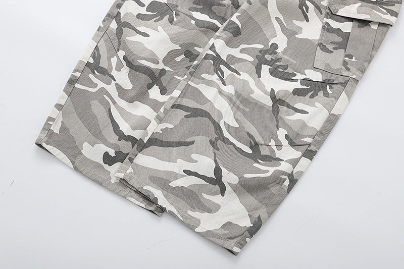 Camouflage wide-leg cargo pants
