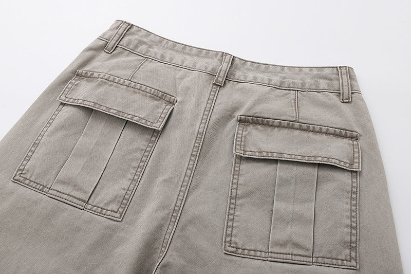 Wide-leg cargo jeans in washed denim