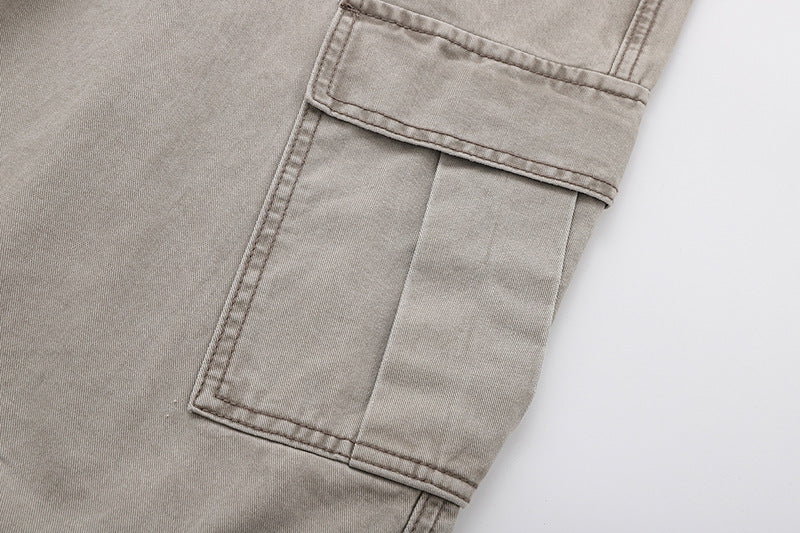 Wide-leg cargo jeans in washed denim