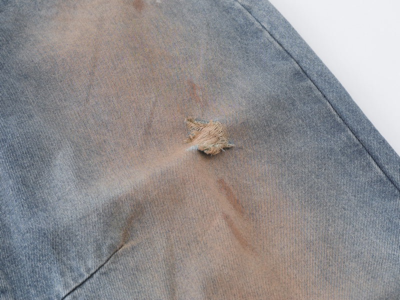 Distressed baggy denim jeans with wide leg cut