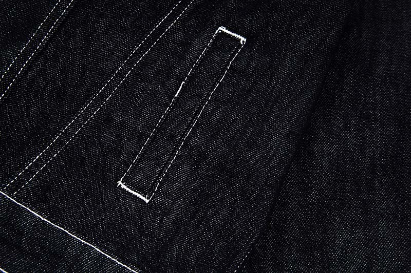 DAXUEN Oversized denim jacket with embroidery and pockets