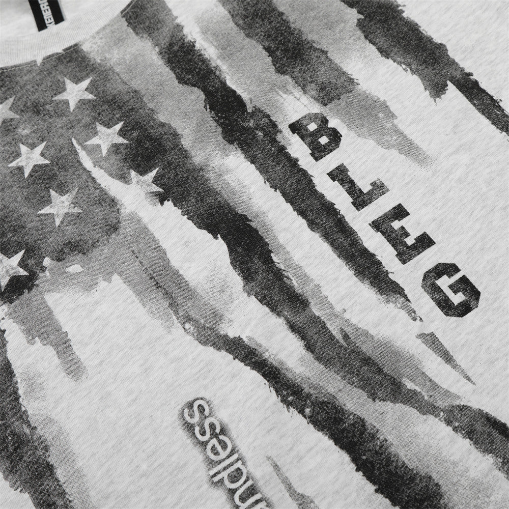 DAXUEN Short-sleeved graphic T-shirt with distressed flag design