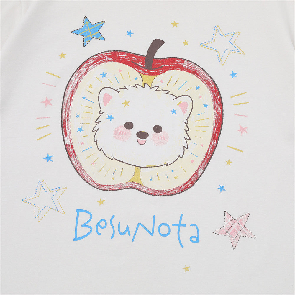 DAXUEN Graphic t-shirt featuring an apple and bear design