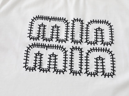 DAXUEN Short-sleeved T-shirt with graphic design