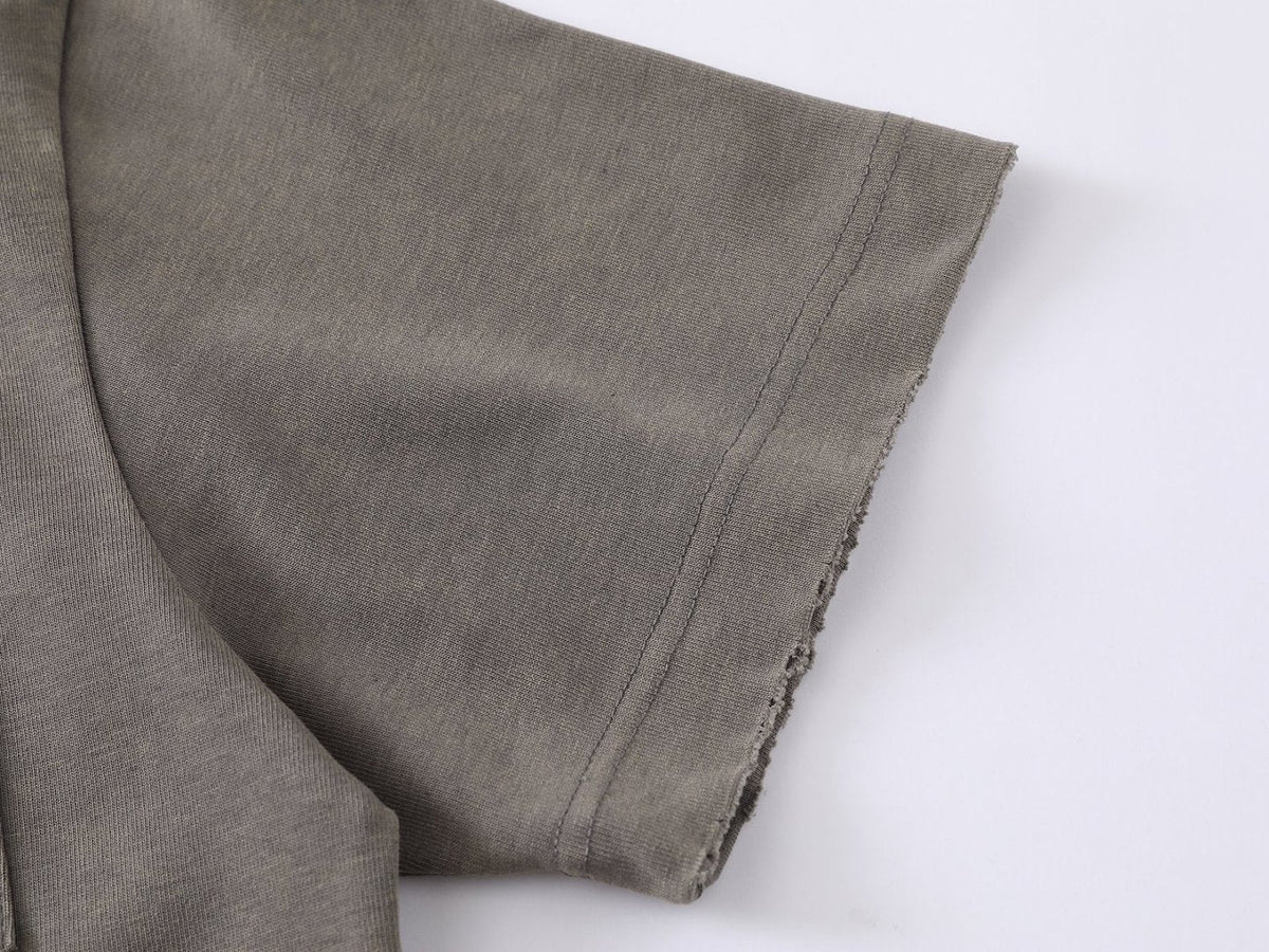 DAXUEN Distressed graphic T-shirt with raw-cut edges