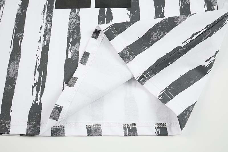 DAXUEN Layered short-sleeved t-shirt with vest overlay