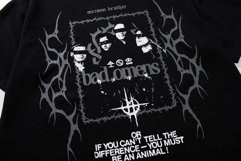 DAXUEN Black short-sleeved waffle knit t-shirt with graphic design