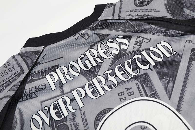 DAXUEN Oversized V-neck T-shirt with money print
