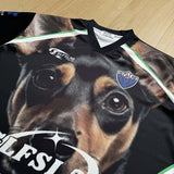 DAXUEN Short-sleeve athletic V-neck T-shirt with dog graphic