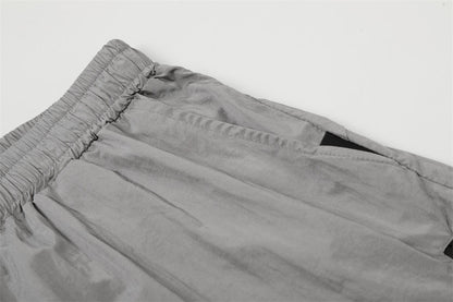 DAXUEN Relaxed fit shorts with crinkled texture and logo