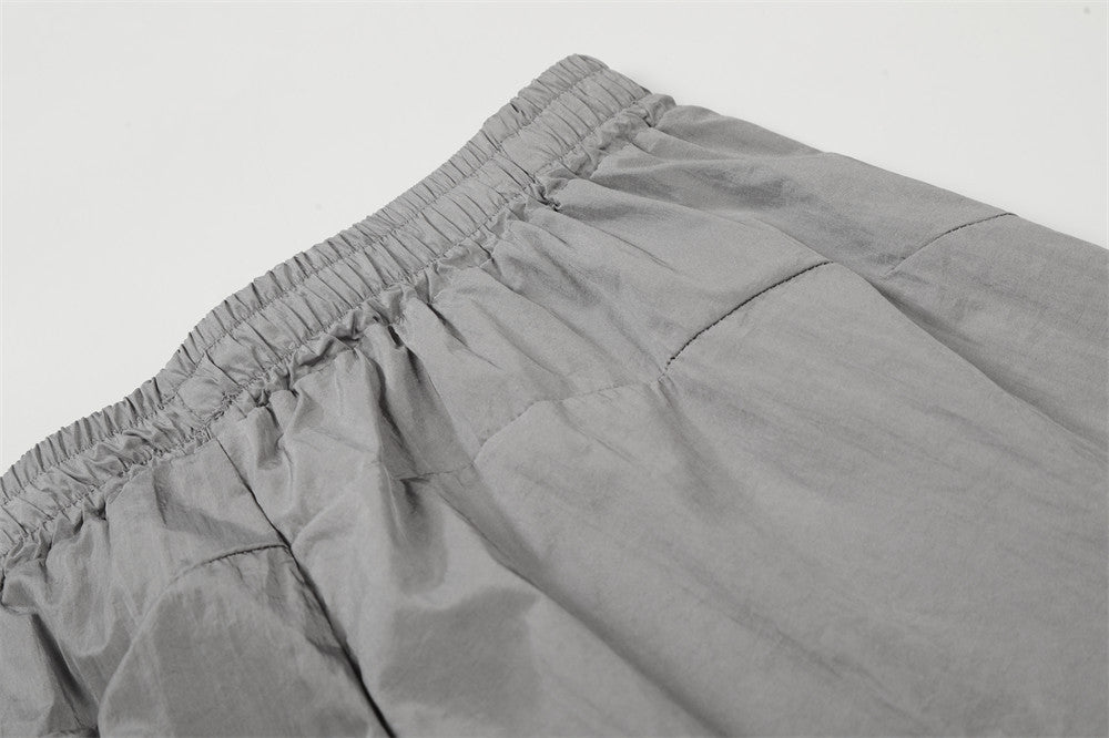DAXUEN Relaxed fit shorts with crinkled texture and logo