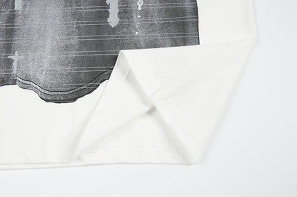 DAXUEN Oversized short-sleeved graphic T-shirt in black or white