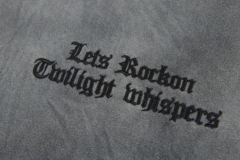DAXUEN Gradient distressed crew neck t-shirt with gothic embroidery
