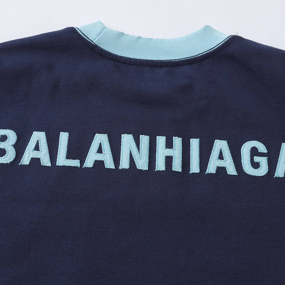 DAXUEN Relaxed-fit crew-neck t-shirt with bold text