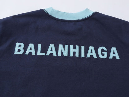 DAXUEN Relaxed-fit crew-neck t-shirt with bold text