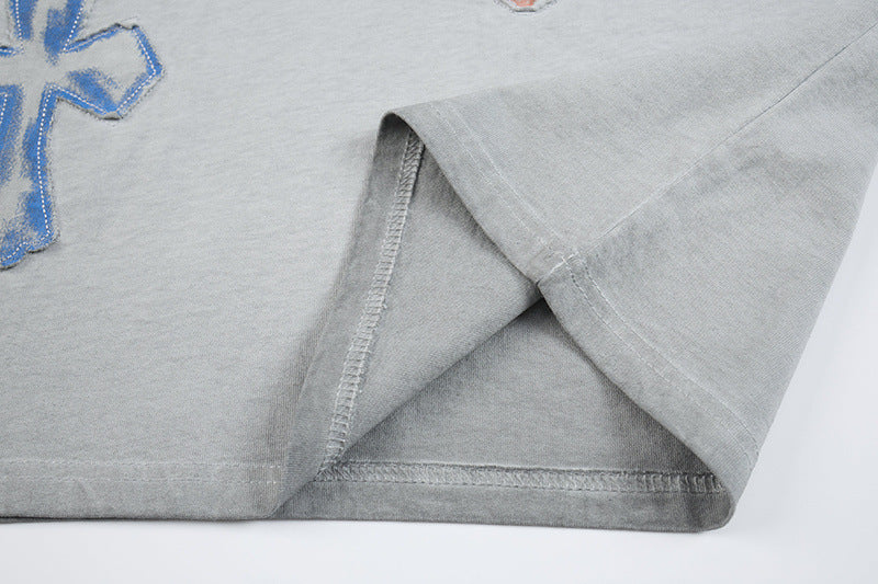 DAXUEN Distressed cross patch short-sleeved T-shirt