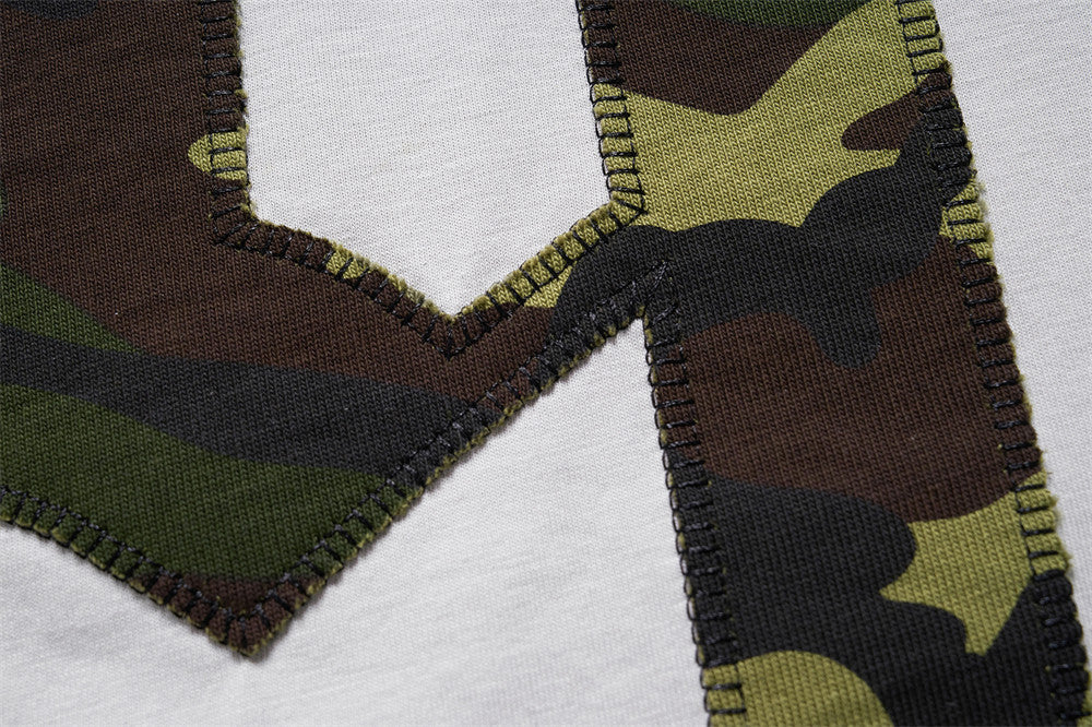 DAXUEN Long-sleeved crew-neck t-shirt with camouflage sleeves