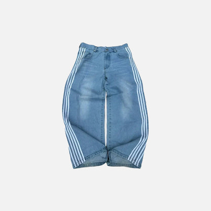 Front vew of the sky blue Metro Renegade Jeans