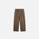 Front view of the walnut Loose Solid Color Baggy Pants  in a gray background 