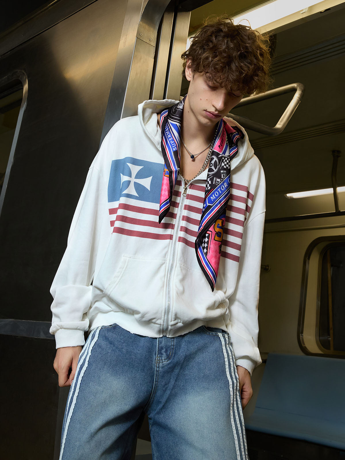 Cropped Flag Zip Hoodie; Terry Wash White / M, Terry Wash White / L, Terry Wash White / XL, Terry Wash White / 2XL