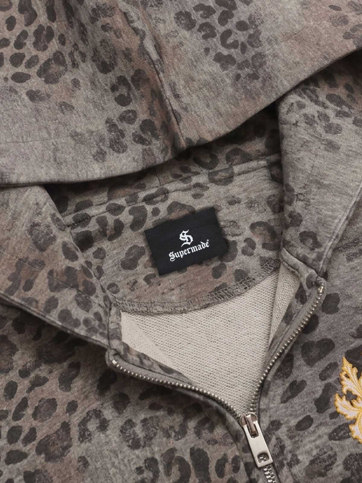 Leopard Script Graphic Sweatshirt; Leopard / M, Leopard / L, Leopard / XL