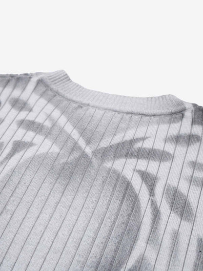 Thorn Graphic Dark Knit Top; Light Grey / M, Light Grey / L, Light Grey / XL